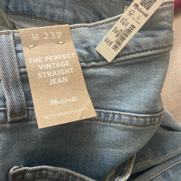 The Petite Perfect Vintage Straight Jean in Cliffview Wash - Picture 2 of 2